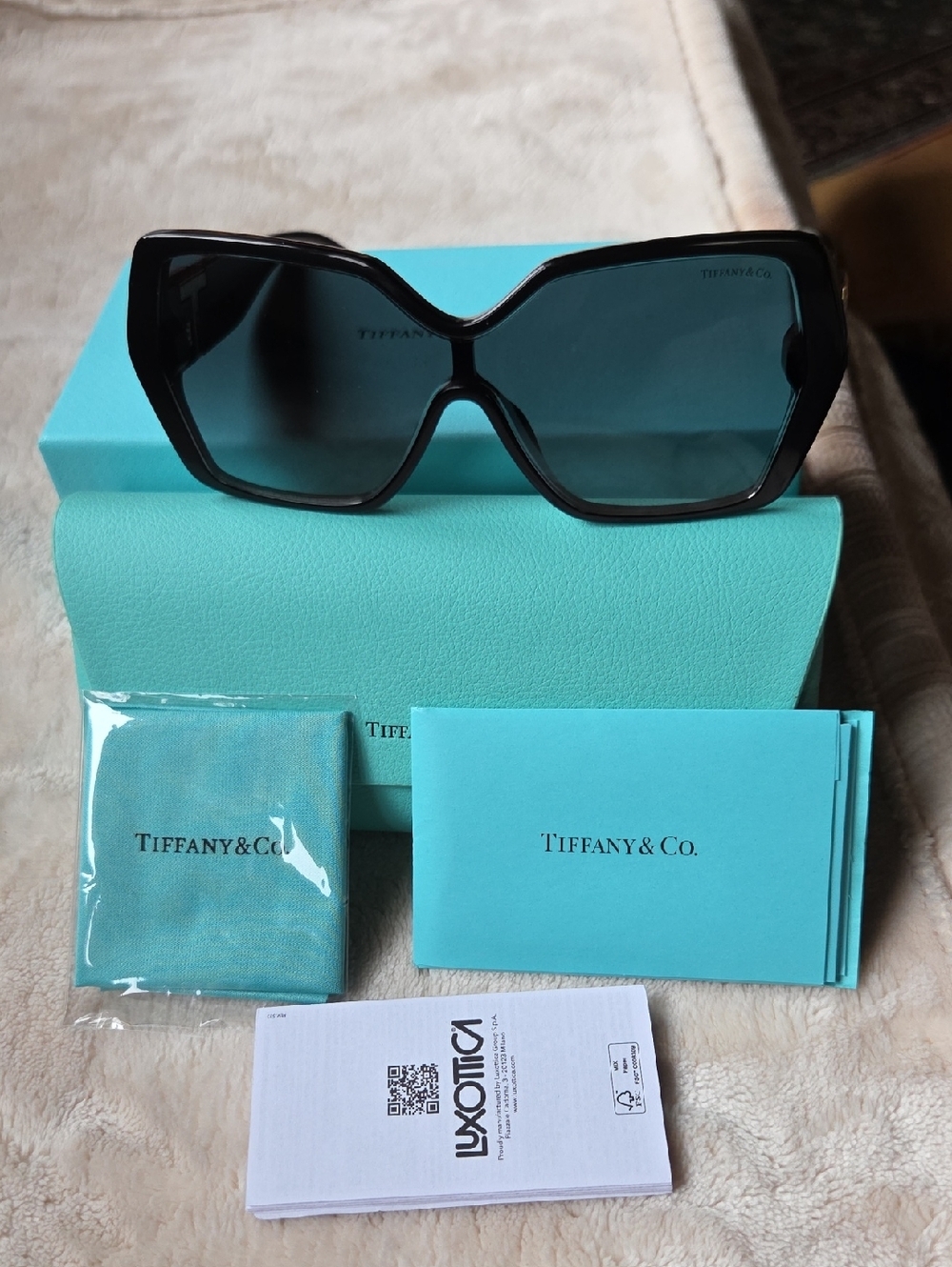 Tiffany & Co. Black Oversized Geometric Women's Sunglasses
